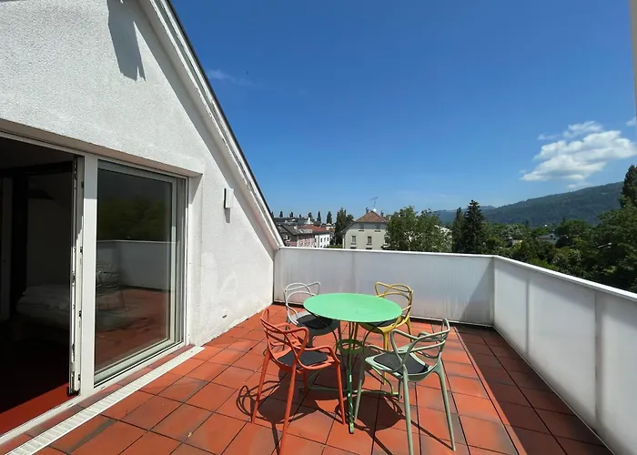 Sonnige Lichtquelle Am Bodensee 브레겐츠